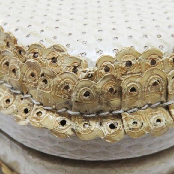 Bottega Veneta All Leather Knot Clutch - Picture 13 of 15